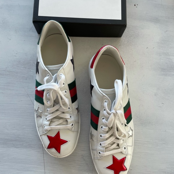 ❌SOLD❌Gucci Ace Star Embroidered Stripe Leather Sneaker White Sneaker - Picture 5 of 15